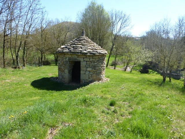Chambre D'Hotes Le Tilleul De Canac Rodez Eksteriør billede